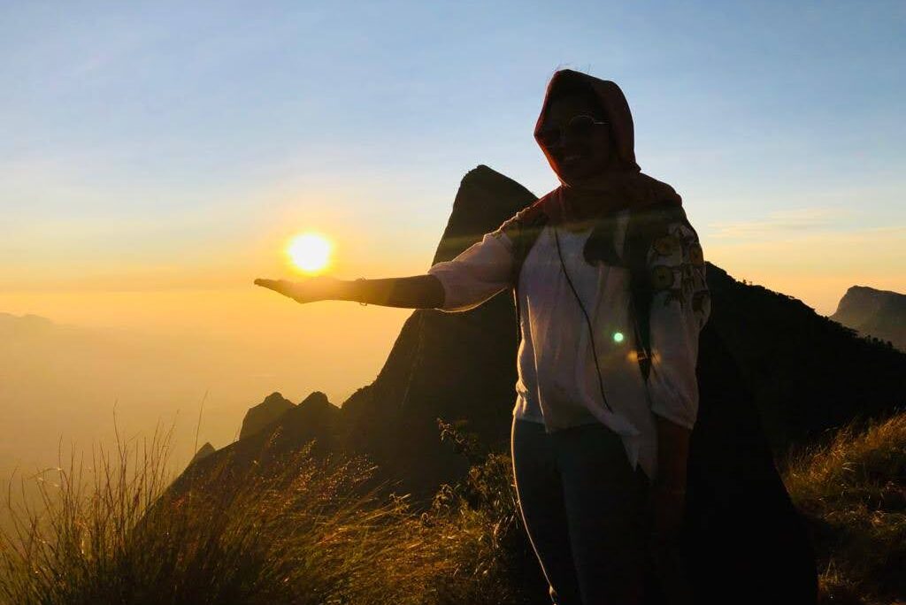 10 Hills Station in Idukki for the Sunrise and Morning Vibe in Munnar