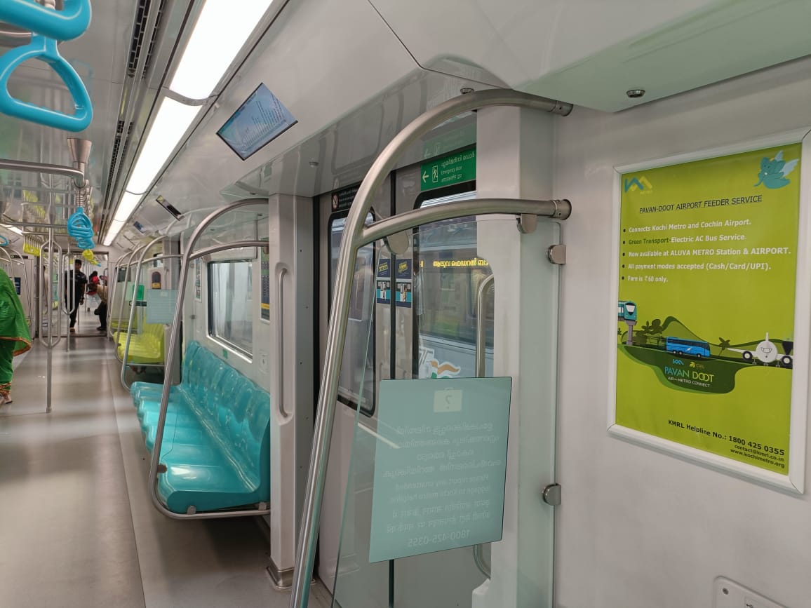 Cochin Airport to Aluva Metro Bus Service