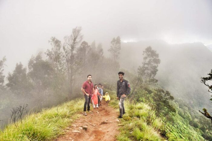 Sunrise Kolukkumalai Trekking Jeeps Safari Package - Image 5