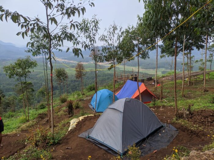Neoland The Highest View Point Campsite in Suryanelli Munnar - Image 2