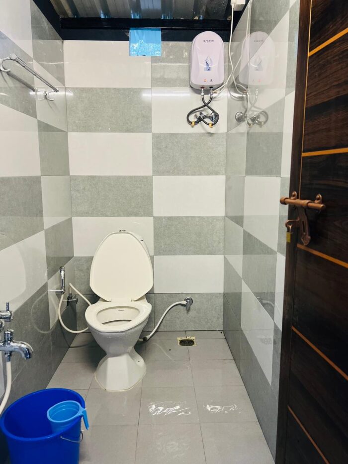 Kolukkumalai A Frame Stay in Suryanelli - Image 11