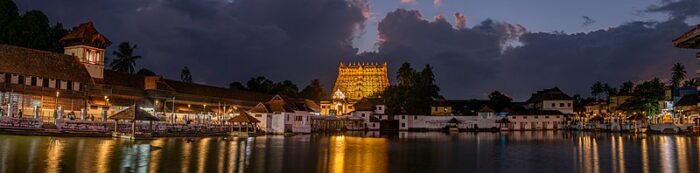 Padmanabhaswamy_Temple_Trivandrum-_Cloudy_evening