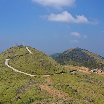 ponmudi_Hills