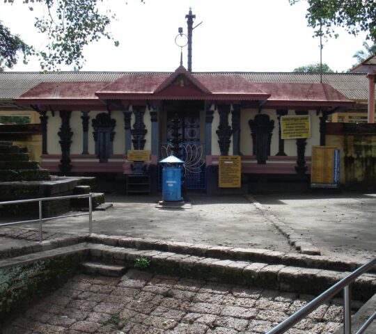 Thirunavaya