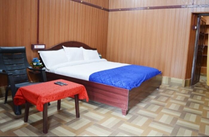 Wood Palace Resort for Stay in Munnar for 35 People - Image 3