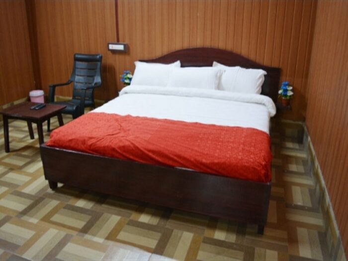 Wood Palace Resort for Stay in Munnar for 35 People - Image 7