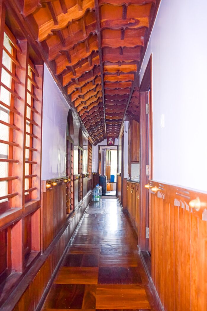 Rajahamsam 2 bedroom Upper deck Premium and luxury Houseboat - Image 3