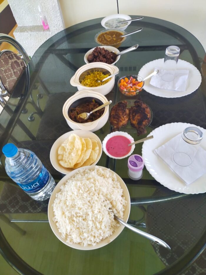 One bedroom Houseboat with Candle light Dinner and Flowerbed - Image 3