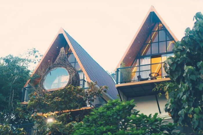 Luxury A frame Stay in Munnar - Image 11