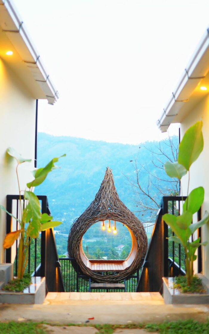 Luxury A frame Stay in Munnar - Image 3