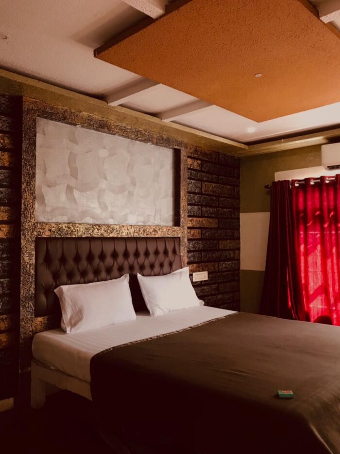 5-bedroom houseboat in Alleppey - Image 8