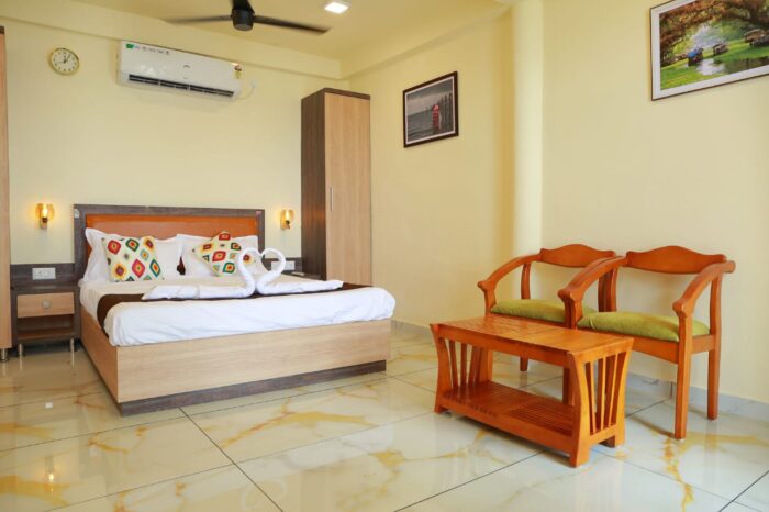 Luxury homestay in Alappuzha with 180 view of Backwater - Image 13
