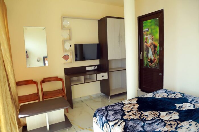 Luxury homestay in Alappuzha with 180 view of Backwater - Image 8