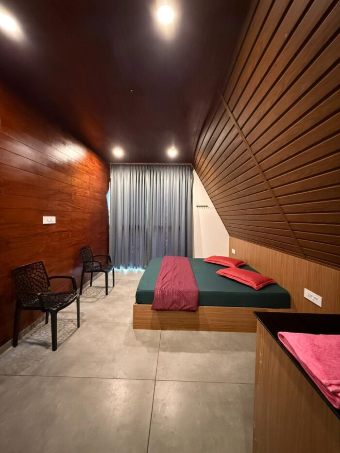 2 Bedroom A-frame resort in Thusaragiri, Kozhikode - Image 2