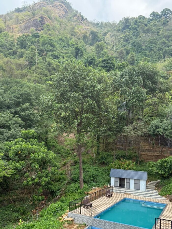 2 Bedroom A-frame resort in Thusaragiri, Kozhikode - Image 16