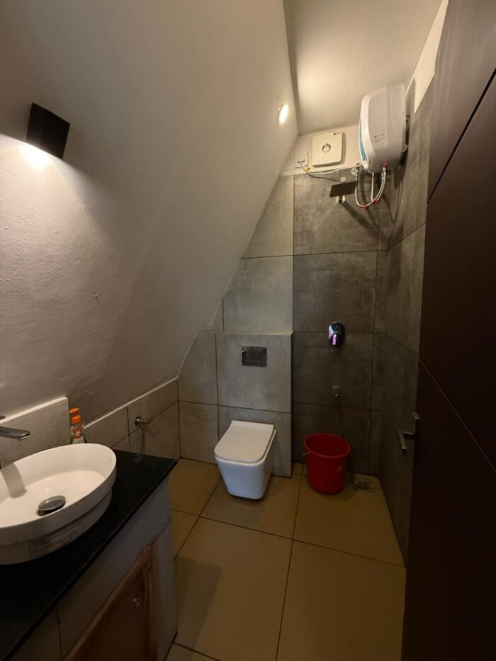 2 Bedroom A-frame resort in Thusaragiri, Kozhikode - Image 20