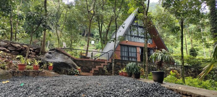 2 Bedroom A-frame resort in Thusaragiri, Kozhikode - Image 8