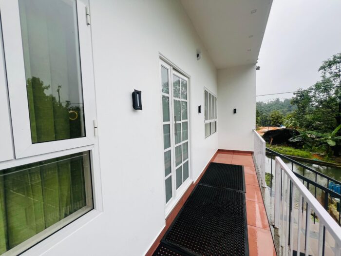 Private 2 Bedroom Villa with swimmingpool in Kakkadampoyil - Image 8