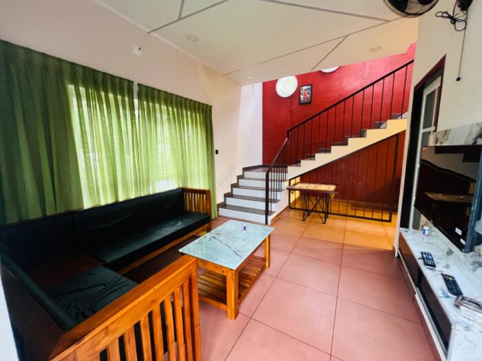 Private 2 Bedroom Villa with swimmingpool in Kakkadampoyil - Image 3