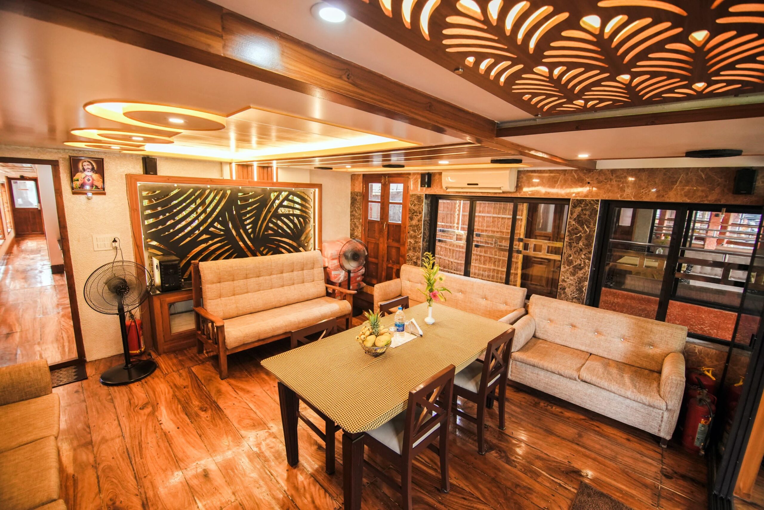 Luxury Houseboat in Alleppey Luxury Houseboat in Alleppey