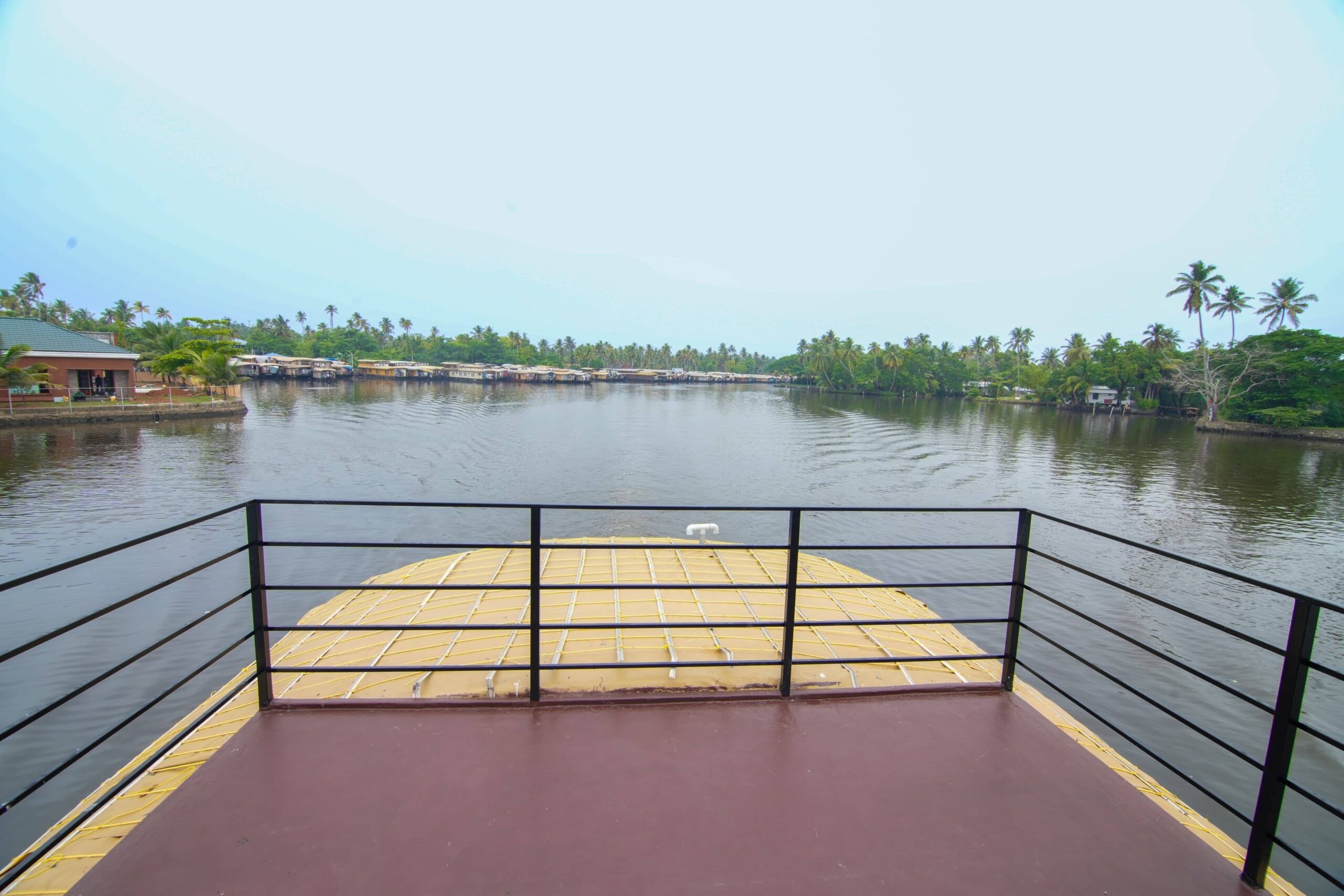 Luxury Houseboat in Alleppey Luxury Houseboat in Alleppey