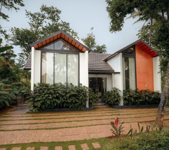 Swimming pool villa property in Wayanad